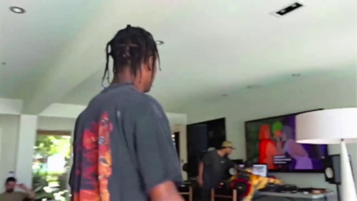 Travis Scott NO BYSTANDERS reaction Travis Scott NO BYSTANDERS reaction