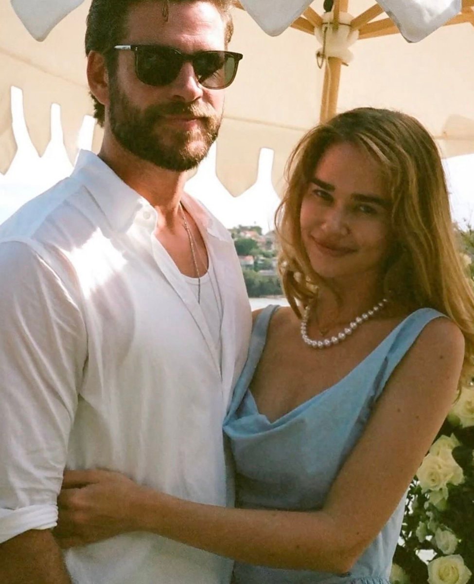 Liam Hemsworth Gabriella Brooks Taylor Swift Travis Kelce wedding (photo 1 of 2)
