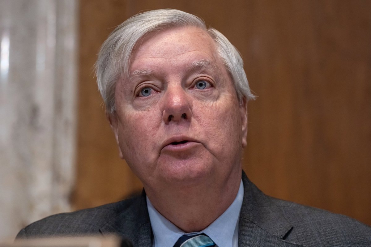 Trump Lindsey Graham Iran deal (photo 2 of 2)