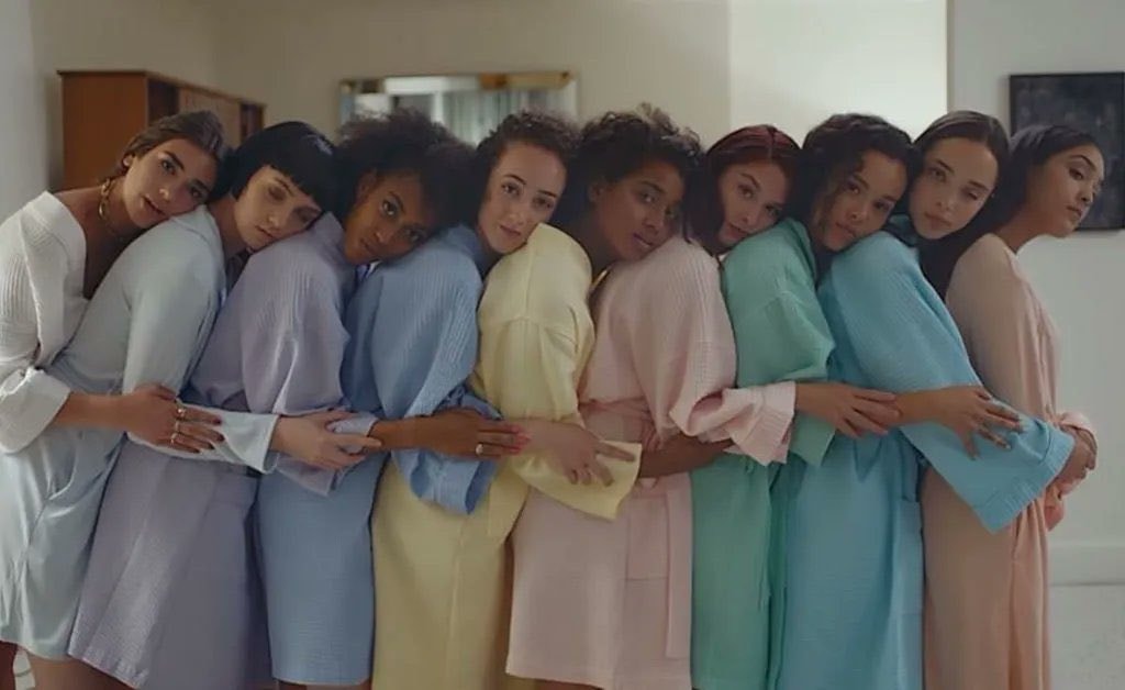 Dua Lipa New Rules anniversary (photo 3 of 4)