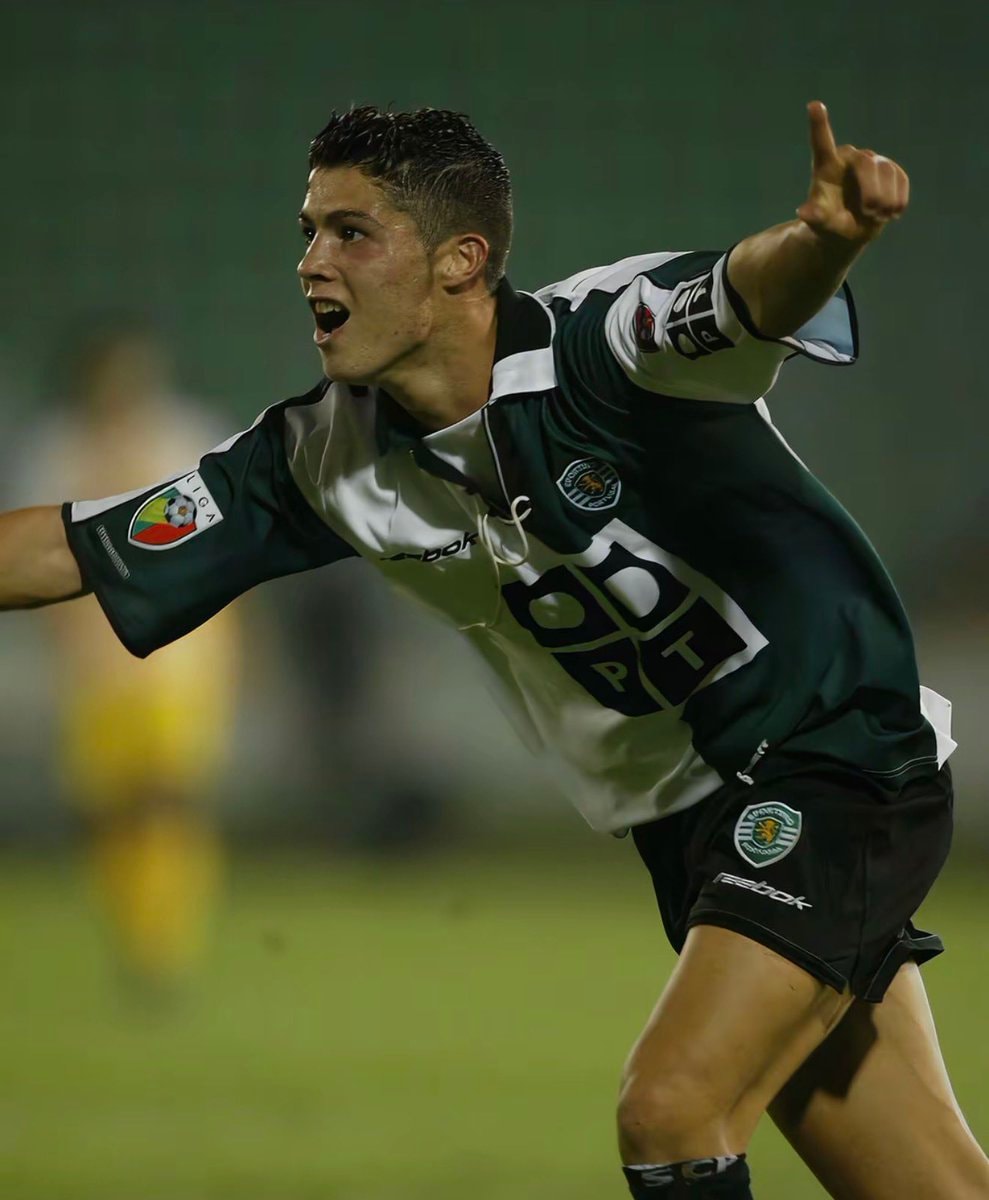 Cristiano Ronaldo first career goal 🥹 (photo 2 of 3)