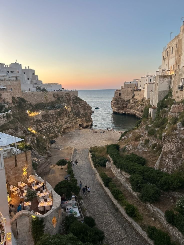 Puglia coastal town (photo 1 of 4)
