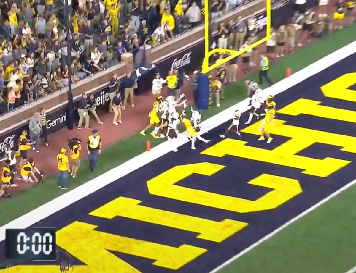 Western Michigan zero-second play Western Michigan zero-second play