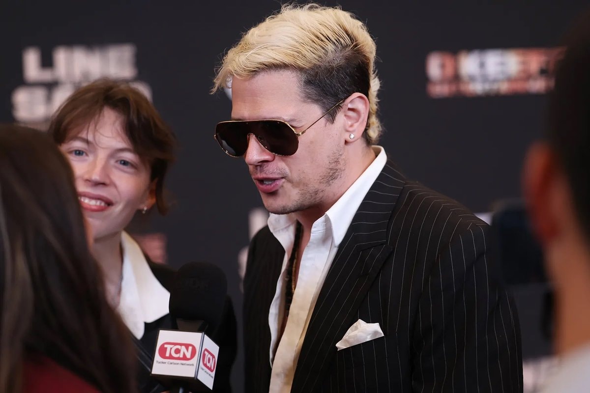 Milo Yiannopoulos deported to UK (photo 2 of 2)