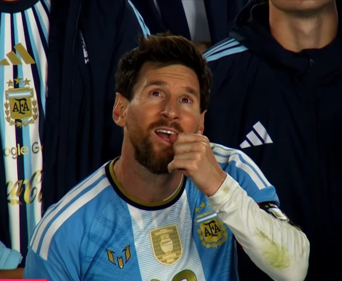 Lionel Messi Argentine heart Lionel Messi Argentine heart