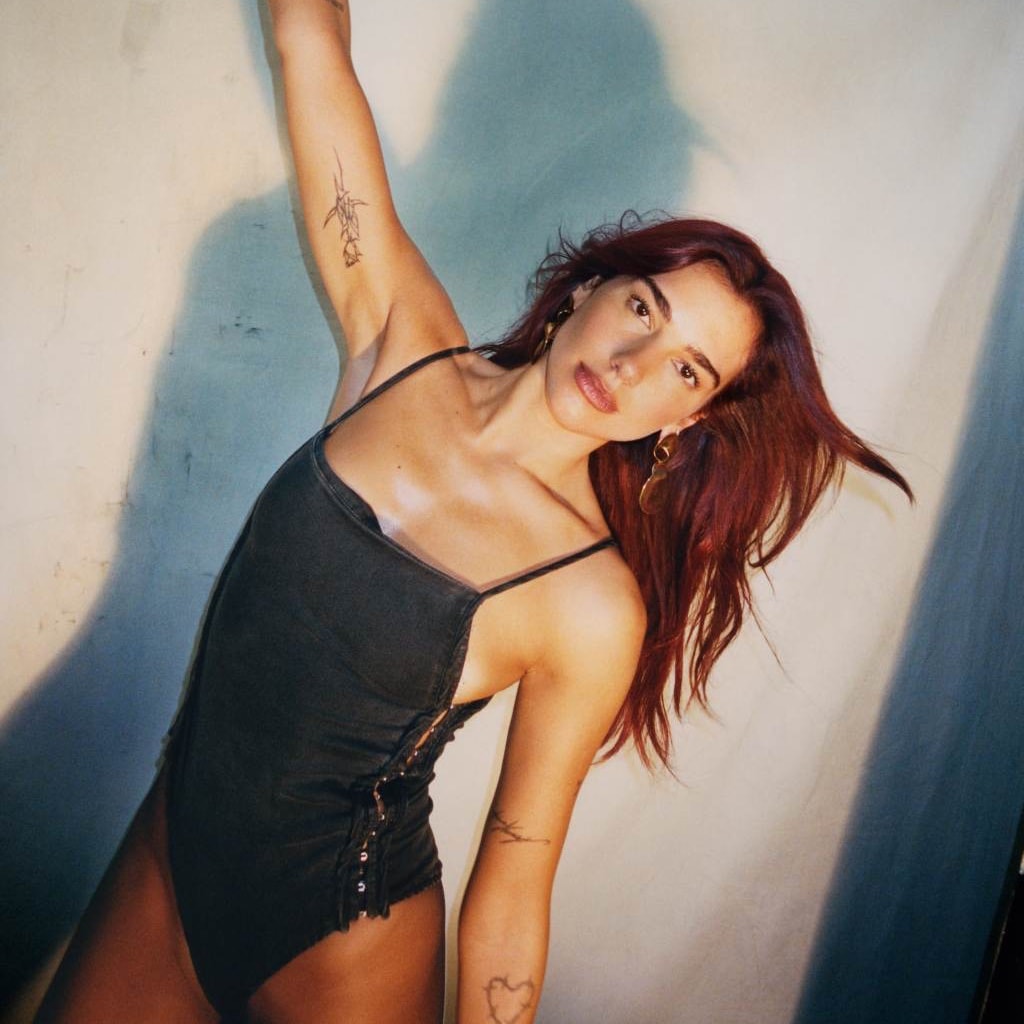 Dua Lipa Training Season Spotify top 40 (photo 2 of 2)