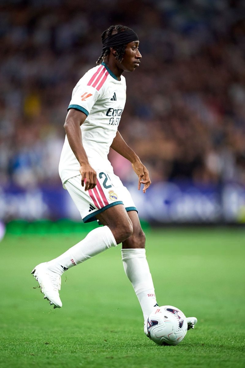 Yan Diomande Real Madrid debut (photo 1 of 2)