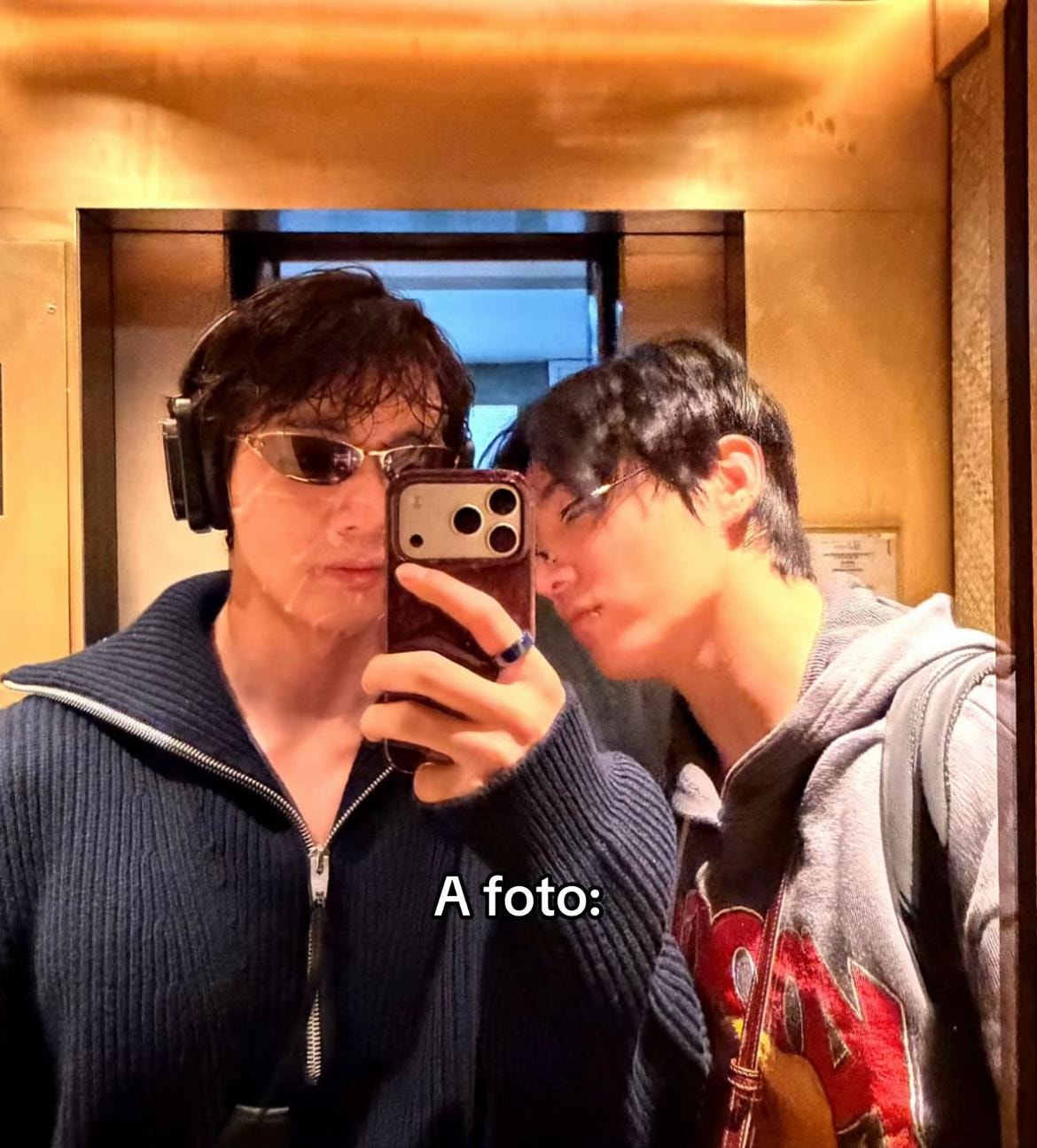 BTS Taekook Jungkook V viral (photo 2 of 2)