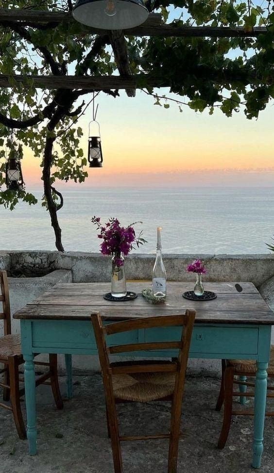 Mediterranean dusk scene (photo 2 of 4)