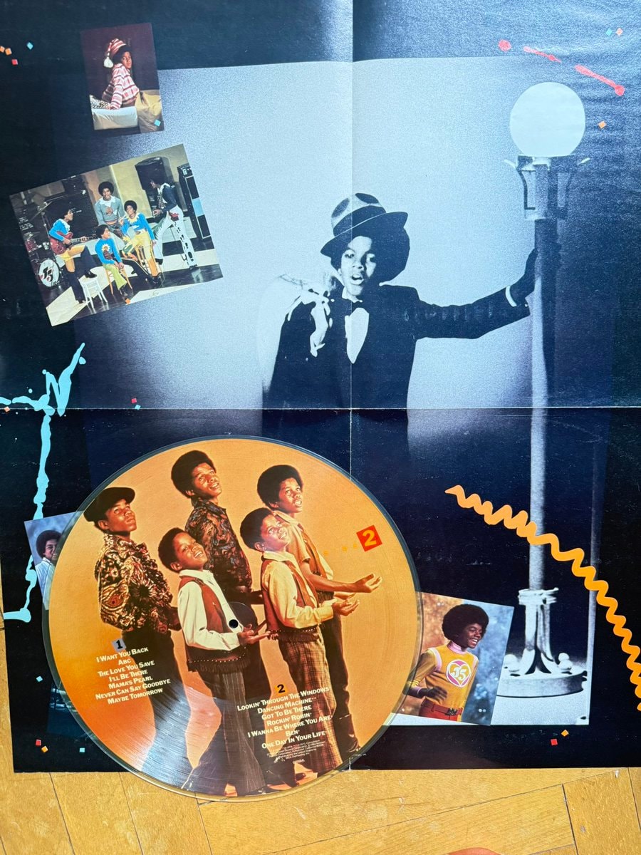 Michael Jackson Jackson 5 greatest hits record (photo 2 of 2) Michael Jackson Jackson 5 greatest hits record (photo 2 of 2)