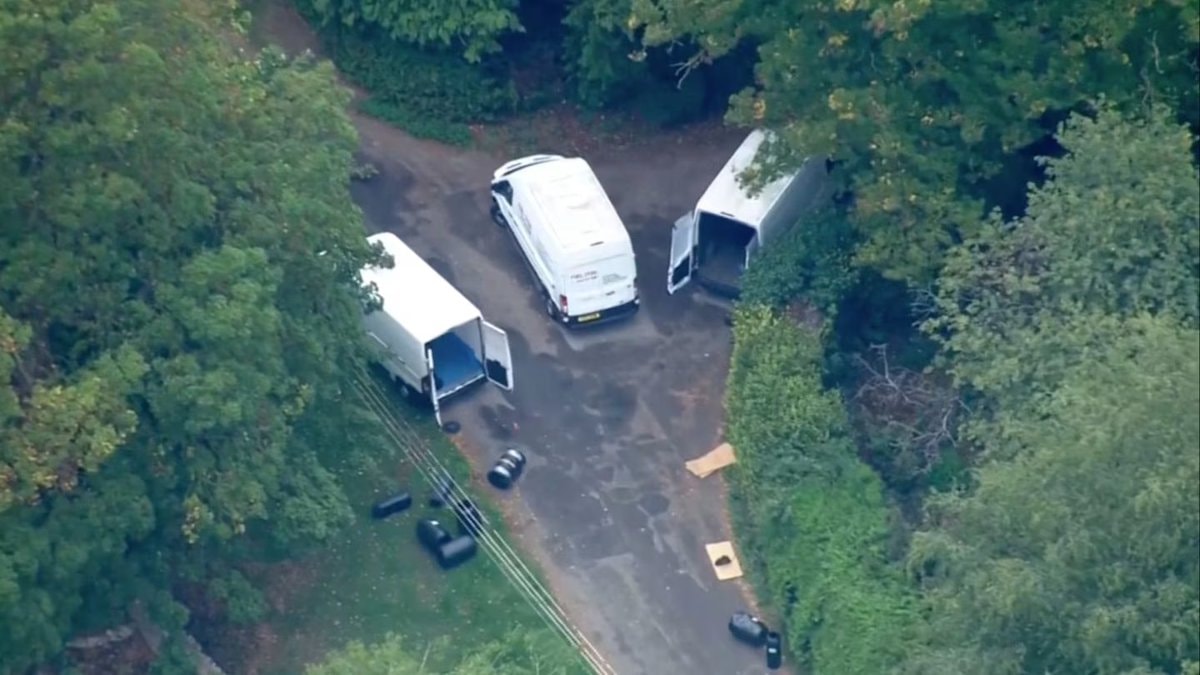 RAF Fairford vans and barrels