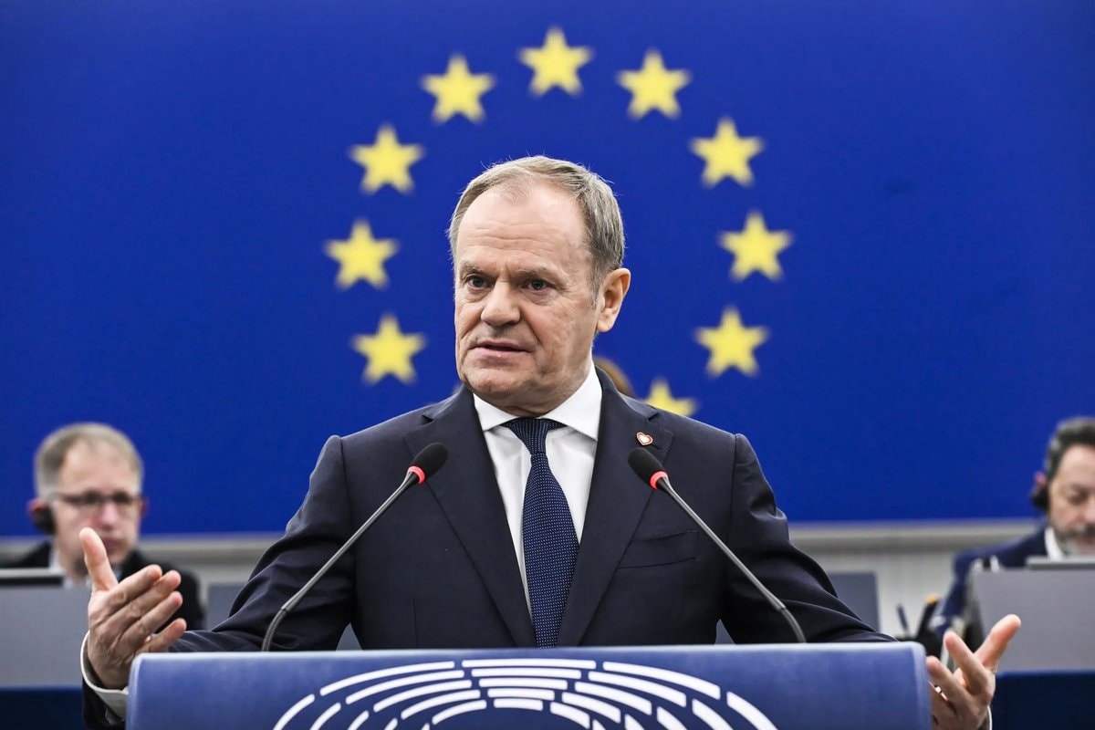 Donald Tusk courts Poland