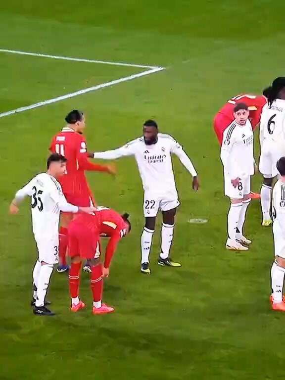Rudiger soccer moment