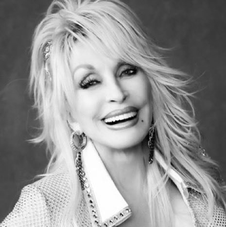 Dolly Parton (photo 2 of 2)