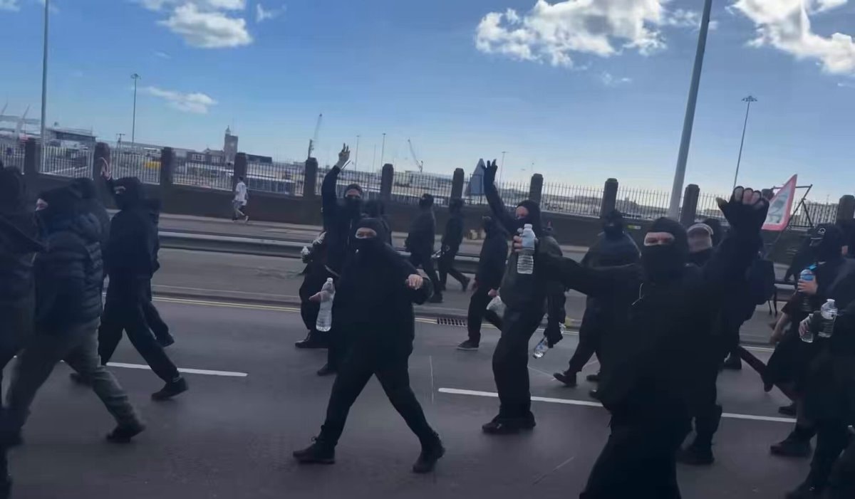 Dover road blockade protest