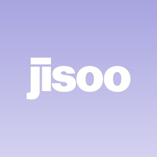 JISOO discussing her upcoming solo album (photo 2 of 2)