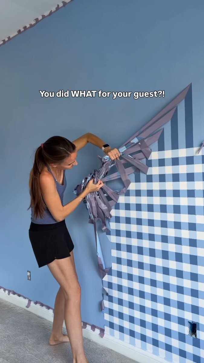 DIY wallpaper wall by hand