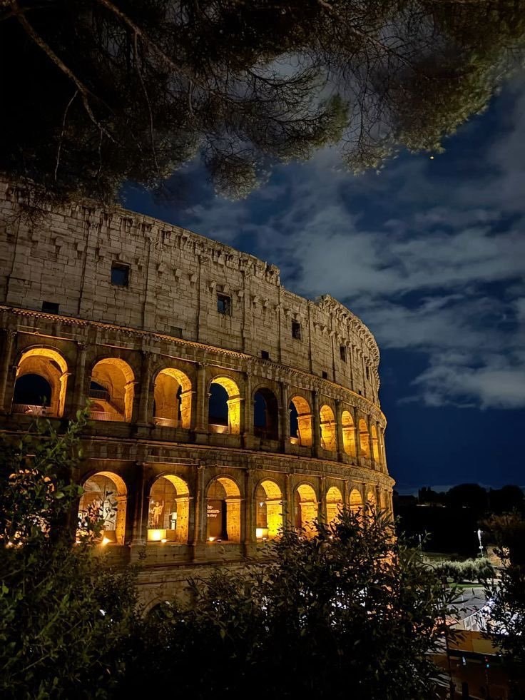 Colosseum at night Italy (photo 1 of 2) Colosseum at night Italy (photo 1 of 2)
