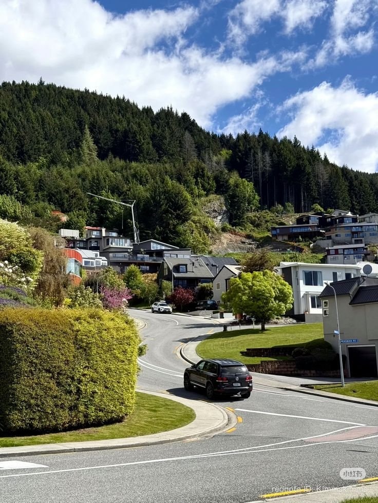 Queenstown New Zealand scenery (photo 4 of 4)