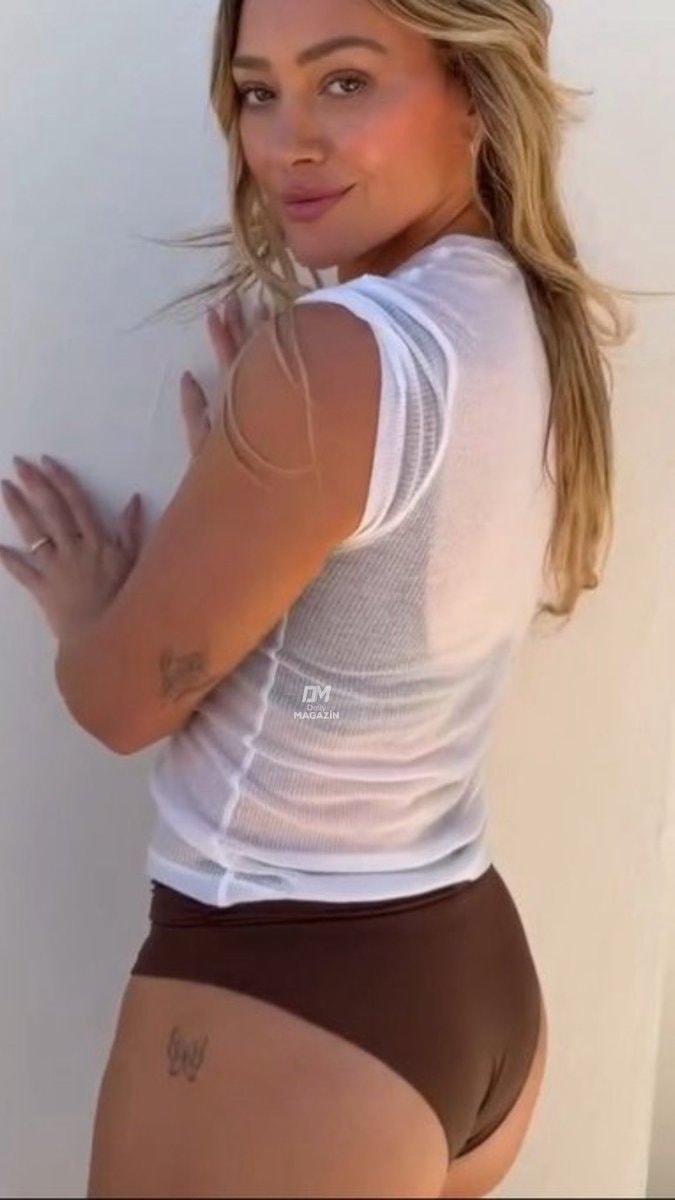 Hilary Duff ageless photoshoot (photo 2 of 2)