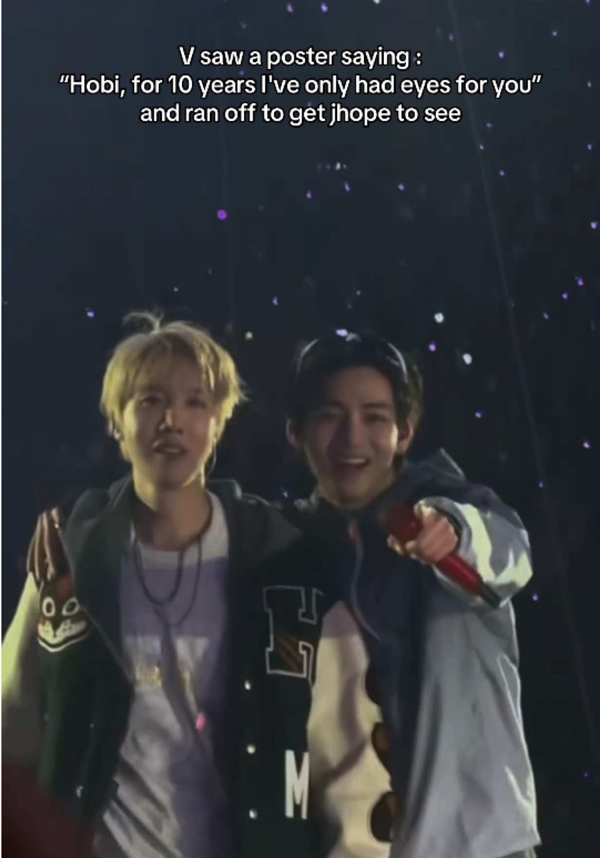 V and jhope stage moment
