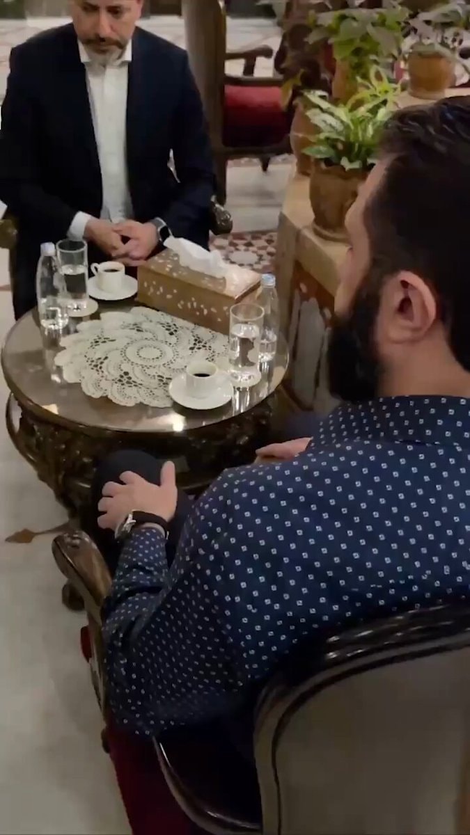 Syria president pays with Visa card