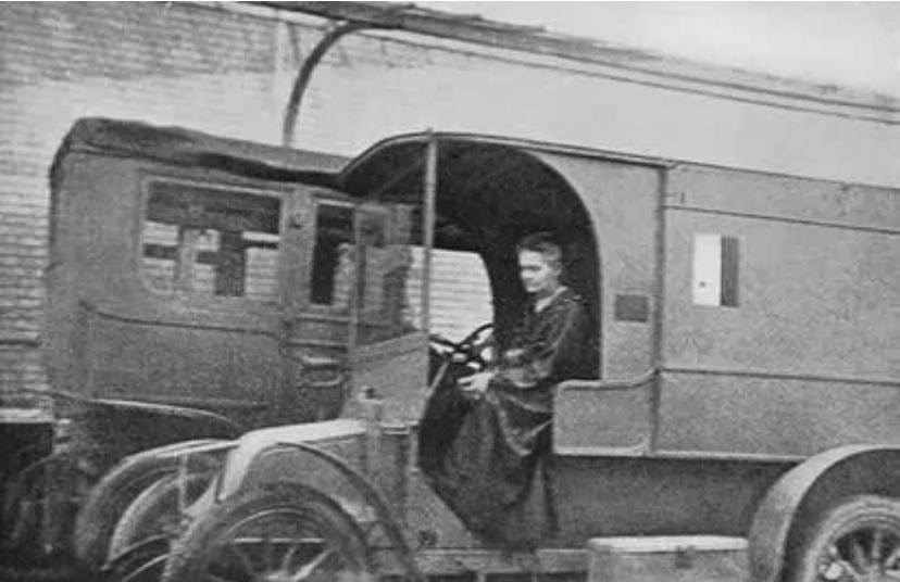 Marie Curie mobile radiological unit 1914