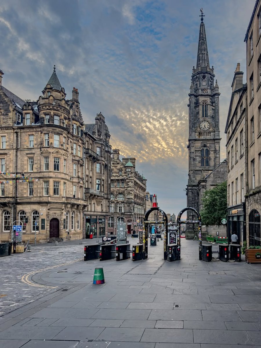 Edinburgh morning view