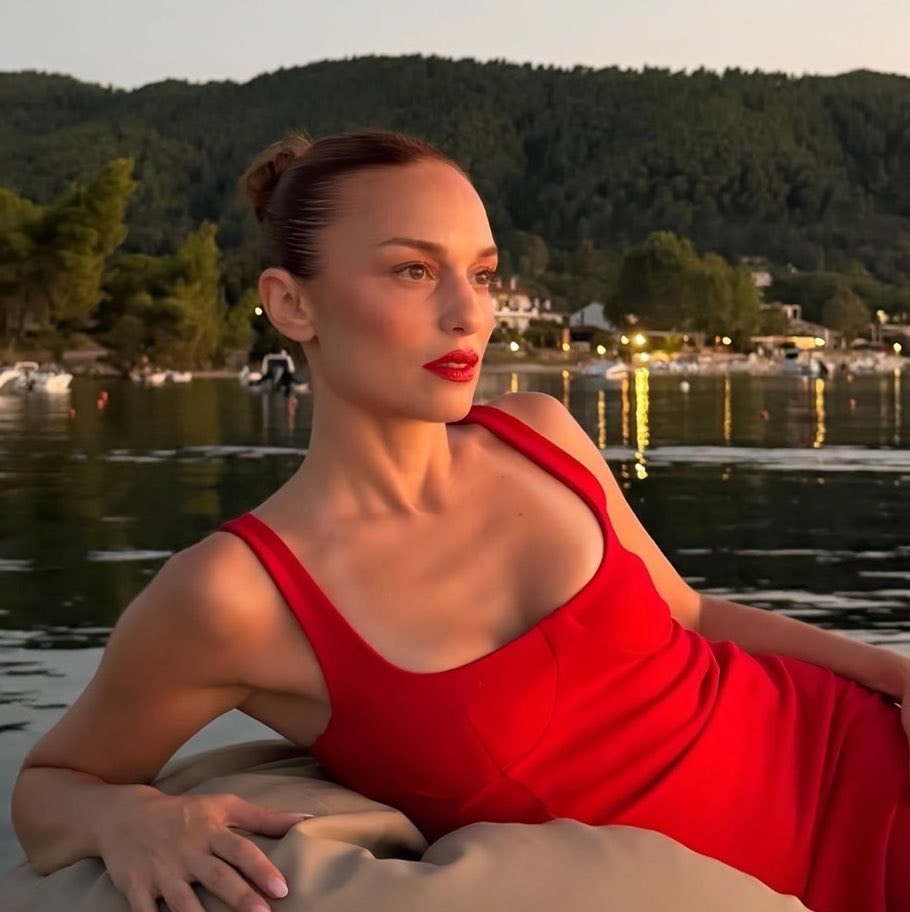 Nilperi Şahinkaya