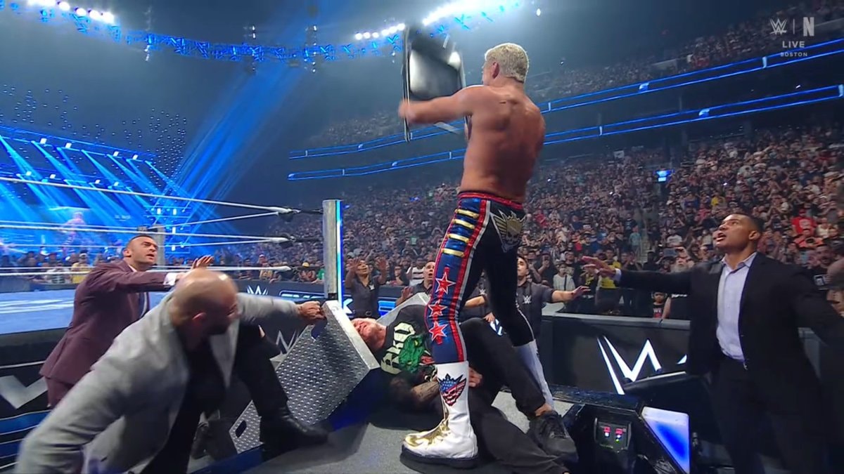 Sami Zayn SmackDown Justice (photo 2 of 2)