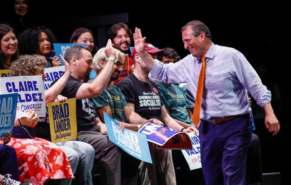 Progressive primary wins in New York (photo 2 of 3)