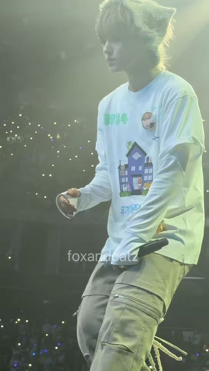 Juwon AHOF security guard head touch