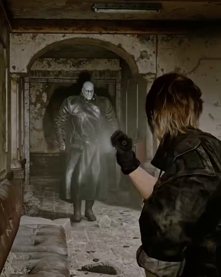 Leon S Kennedy close call