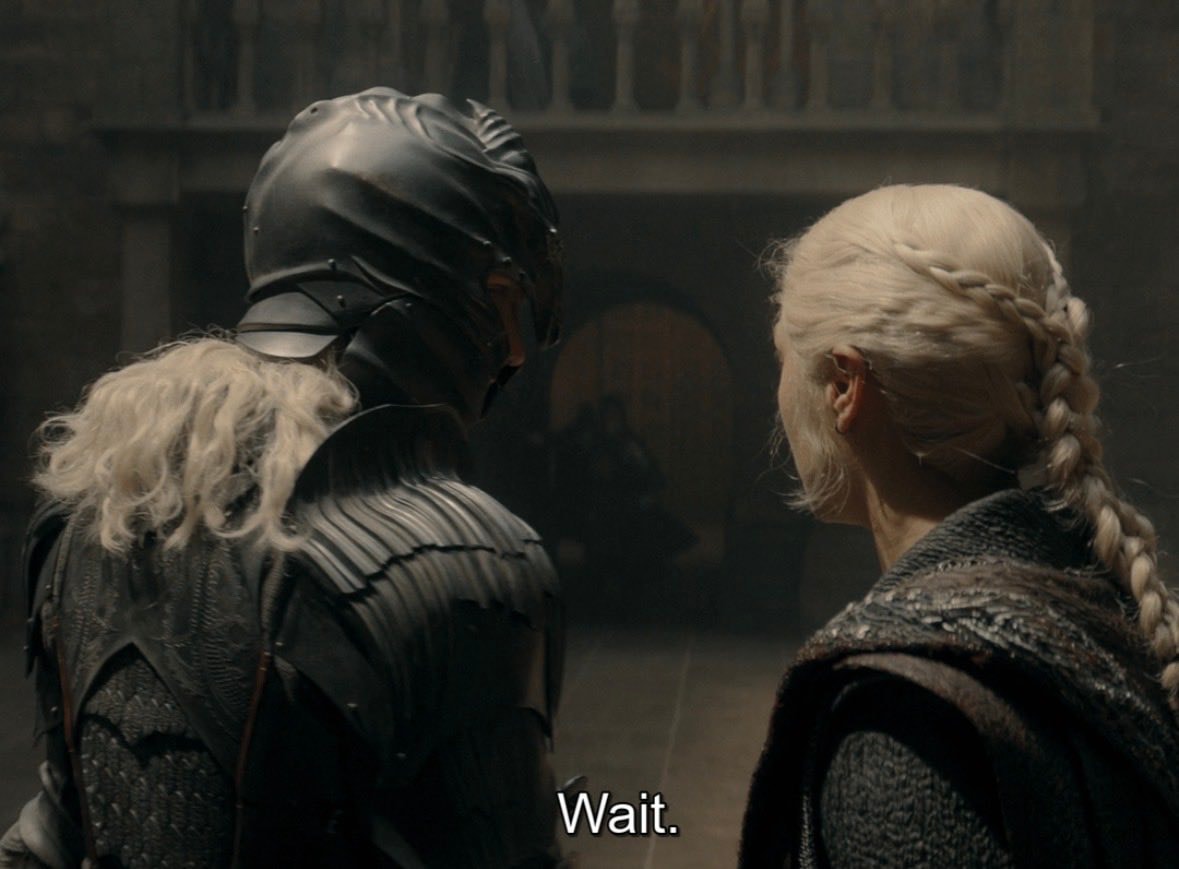 Daemon Targaryen King's Landing scene (photo 2 of 2)