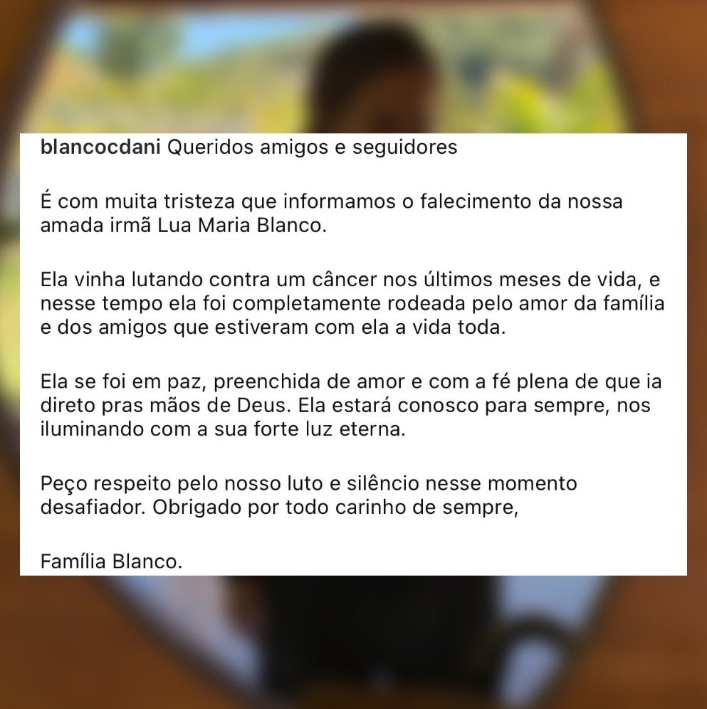 Lua Blanco painting outdoors (photo 2 of 2) Lua Blanco painting outdoors (photo 2 of 2)