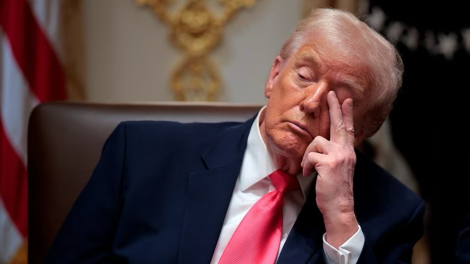 Trump midterms economic warning