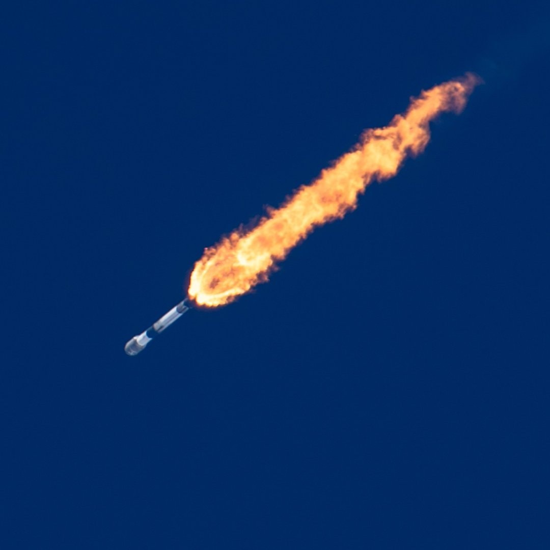 SpaceX stage hits Moon