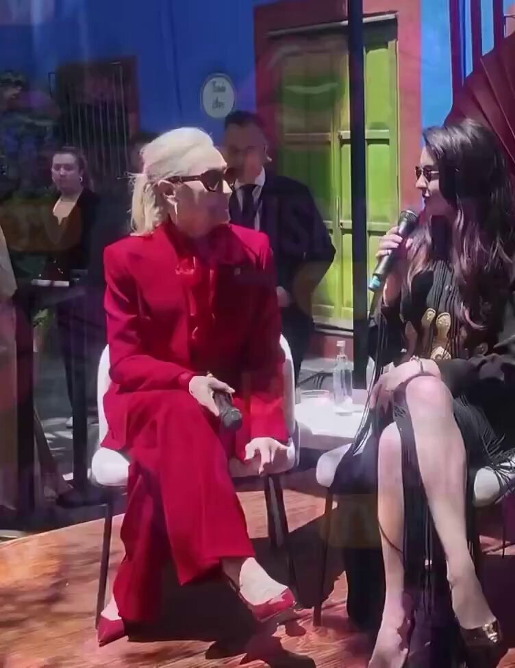 Meryl Streep thanking security guard
