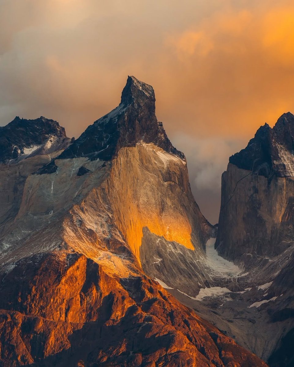 Patagonia Chile mountain sunset (photo 3 of 4)