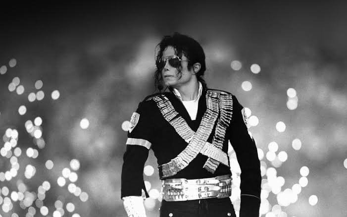 Michael Jackson Elvis Presley The Beatles Bob Dylan (photo 1 of 2)