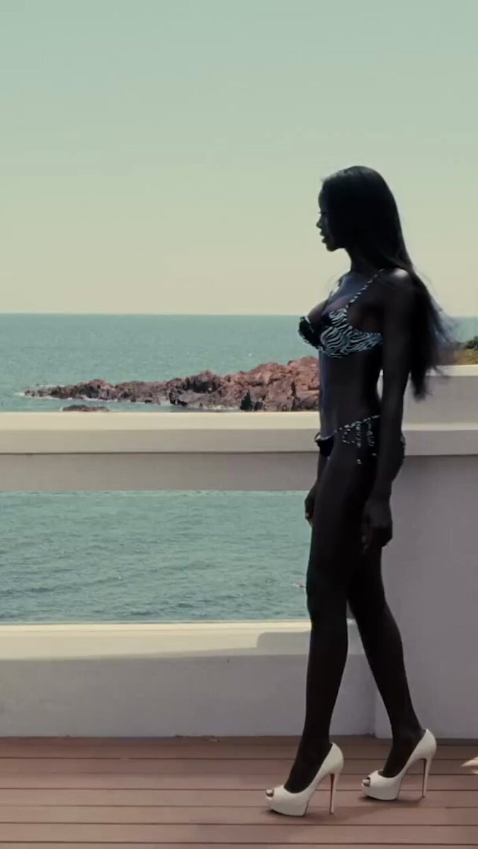 Future California Girls No. 5 Rhythmic Airplay