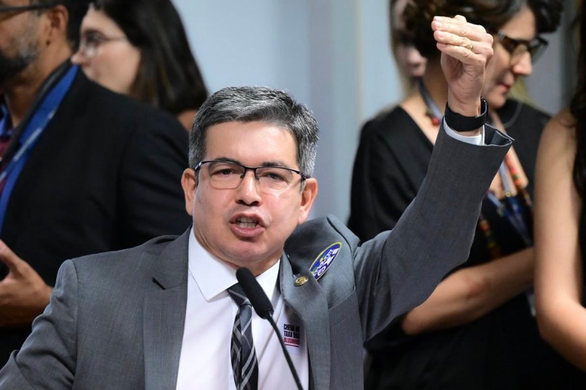 Randolfe Rodrigues reelected senator for Amapá Randolfe Rodrigues reelected senator for Amapá