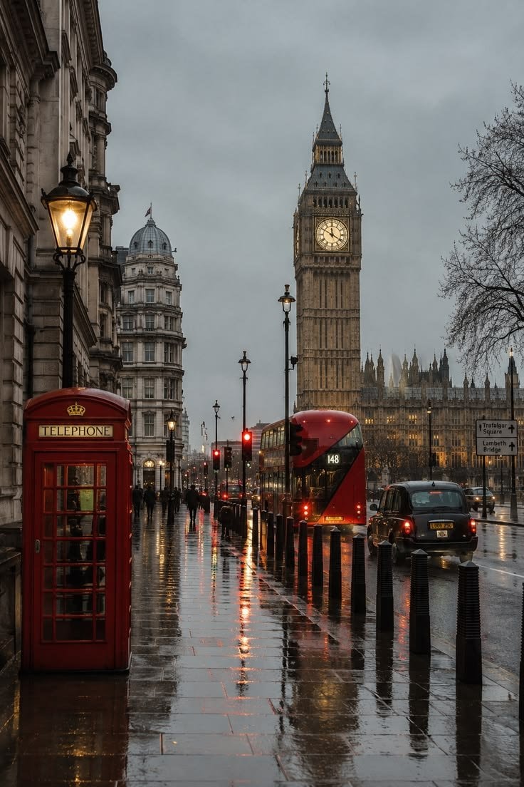 Tower Bridge London dusk (photo 2 of 4)