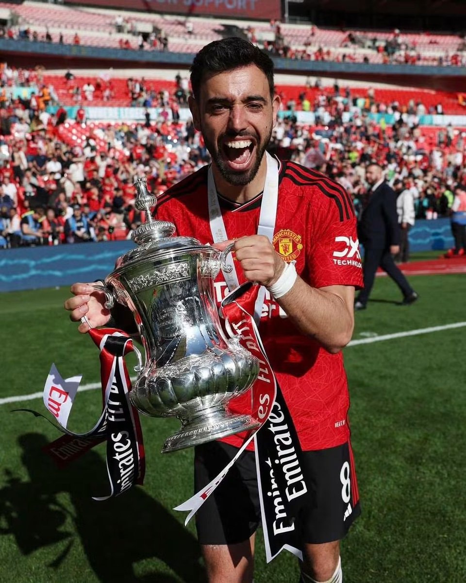 Man United legend debate (photo 2 of 2)