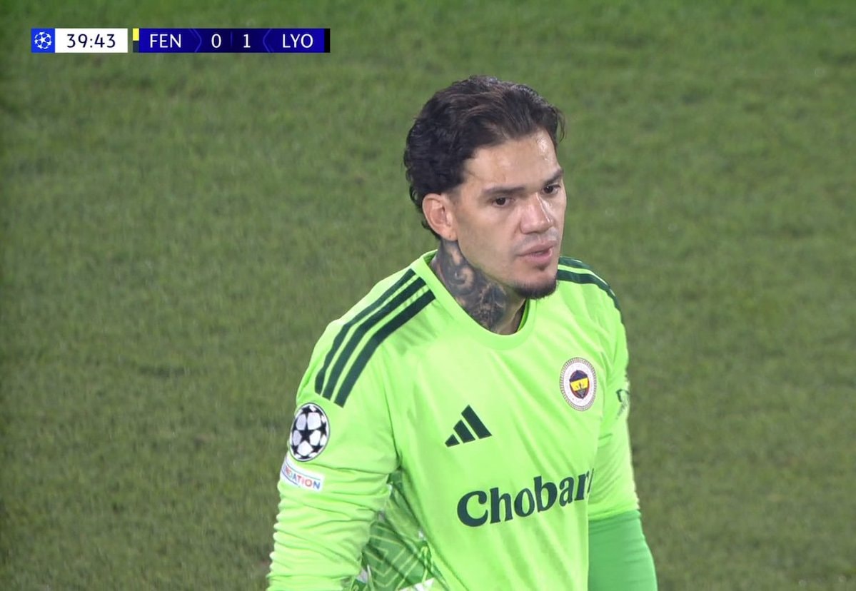 Openda goal Olympique Lyon vs Fenerbahce