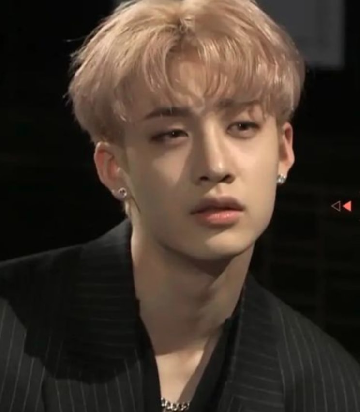 Bang Chan Stray Kids blonde hair 2019 Bang Chan Stray Kids blonde hair 2019