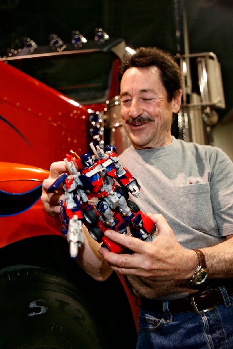Peter Cullen Transformers Optimus Prime