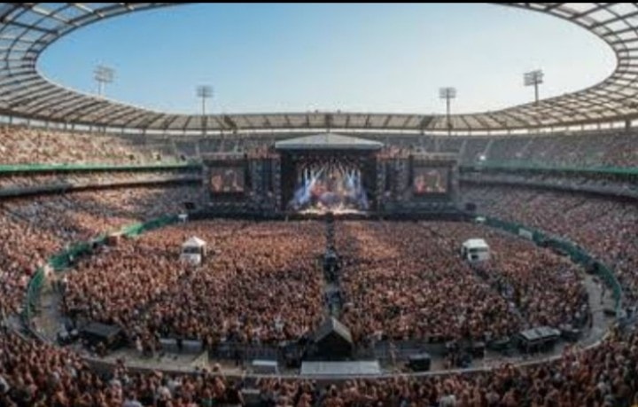 Taylor Swift greatest female touring artists (photo 2 of 2)