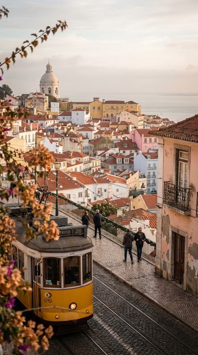 Lisbon, Portugal coastal sunset (photo 2 of 4)