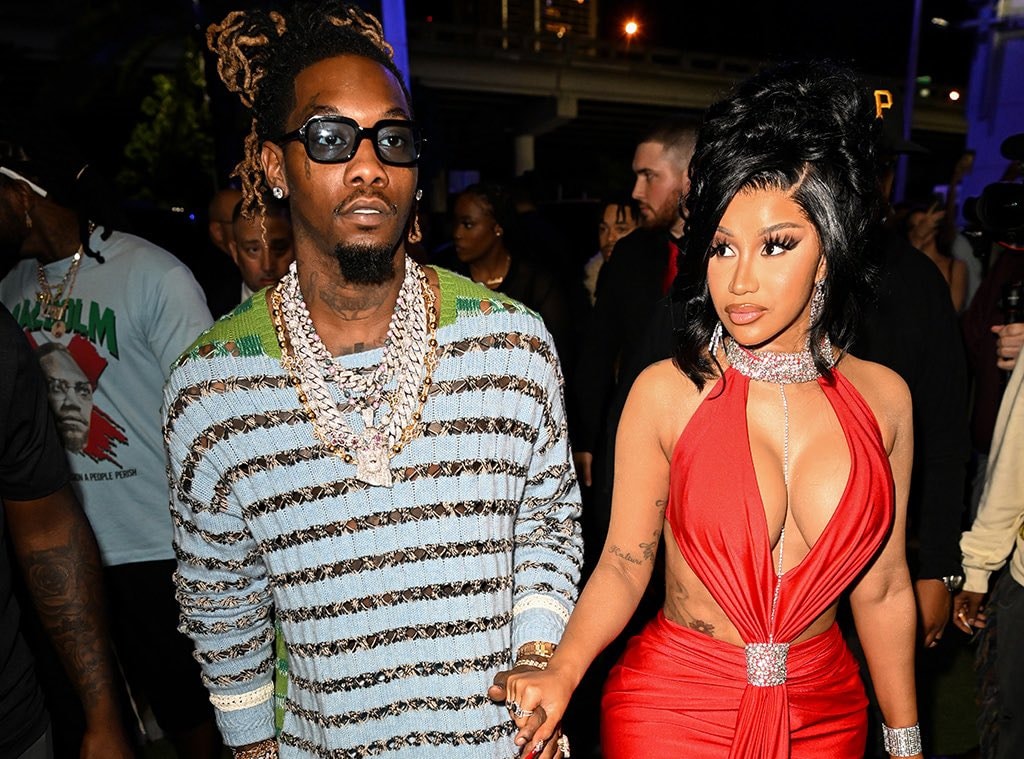 Cardi B denies Offset rumors Cardi B denies Offset rumors